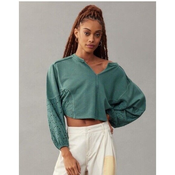 Pilcro Anthropologie Batwing Eyelet Oversized Sweatshirt Size XXS Women’s - Picture 1 of 11